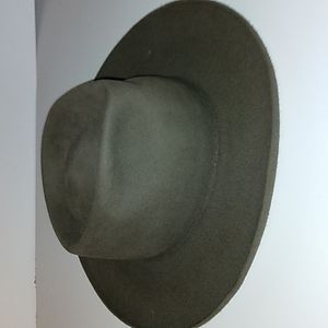 Mens Batsakes Hat. Cincinnati famous hat shop. 7 1/4 size. Hat is brownish grey.